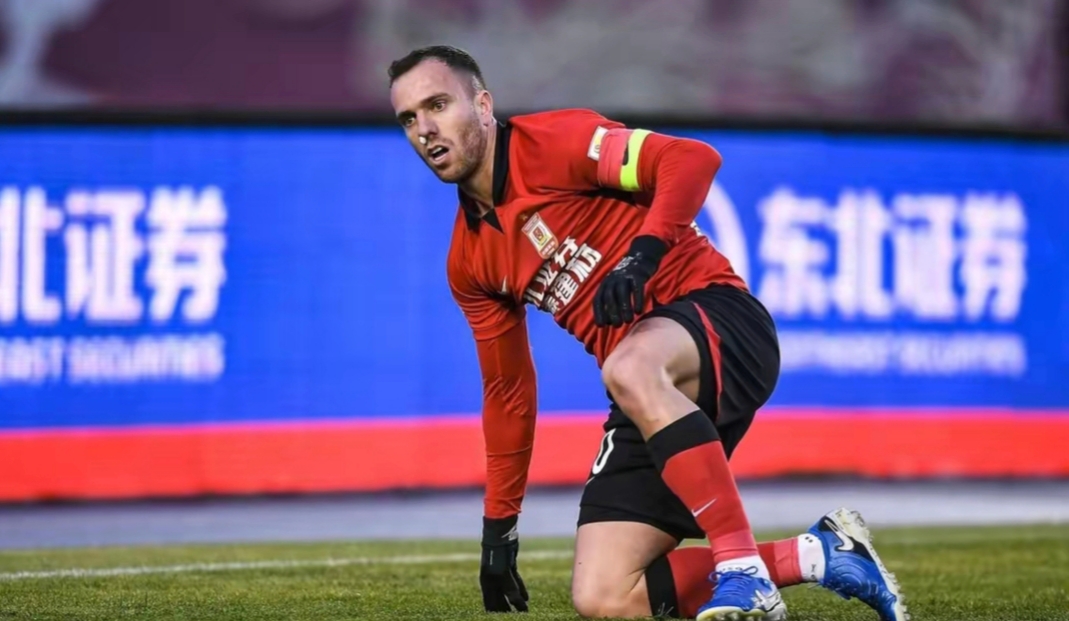 九游游戏中心-包含窗口期费耶诺德调整名单以备足总杯，单刀错失环节打磨，信心回归，球队文化再被提及的词条